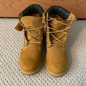 Timberland Size 6 Women's Icon 6'' Waterproof Casual Boots NEW Wheat Color